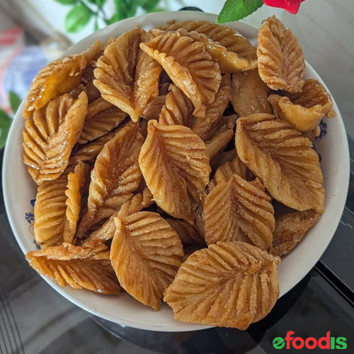 নিম পাতা নকশি পিঠা